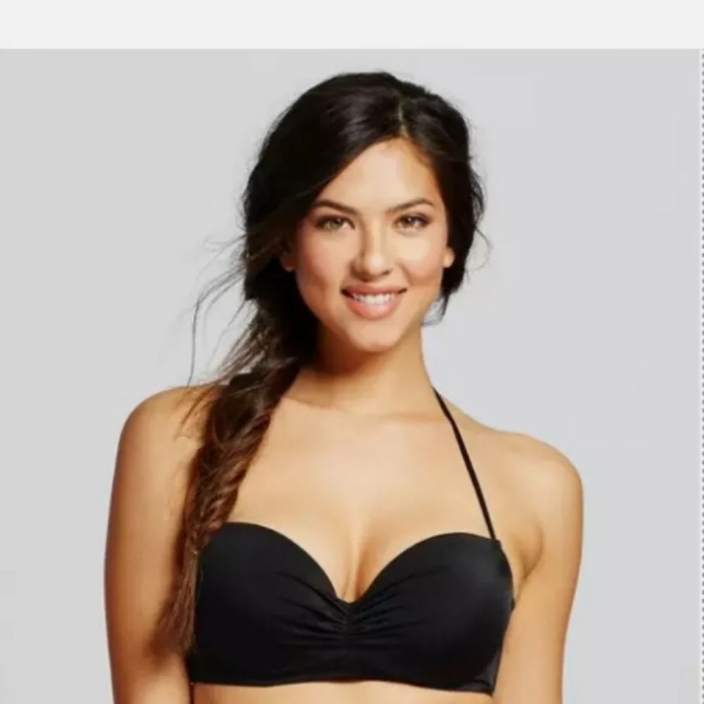 Shade & Shore swim top Black 34B